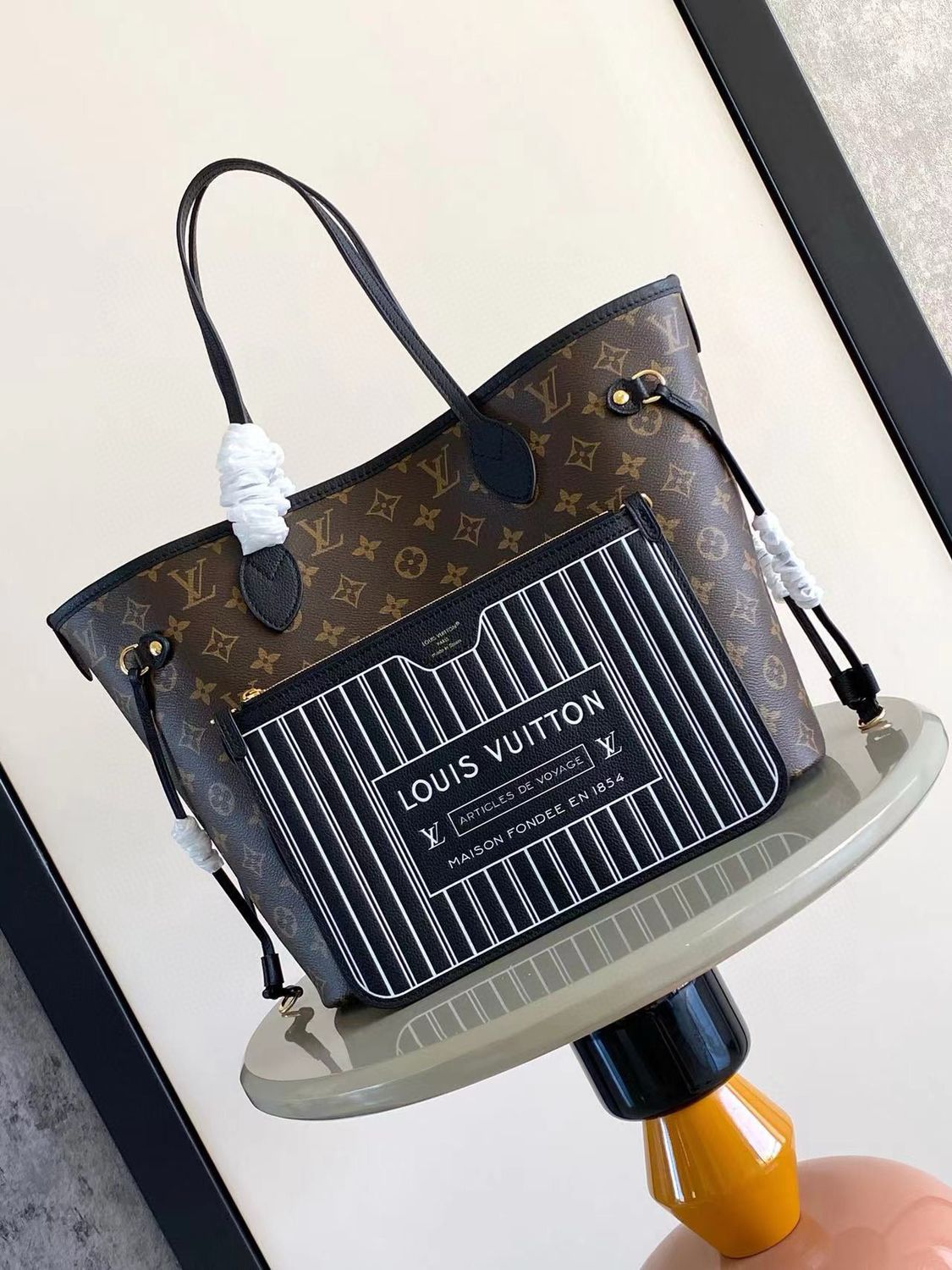 Louis Vuitton Neverfull Indside Out MM