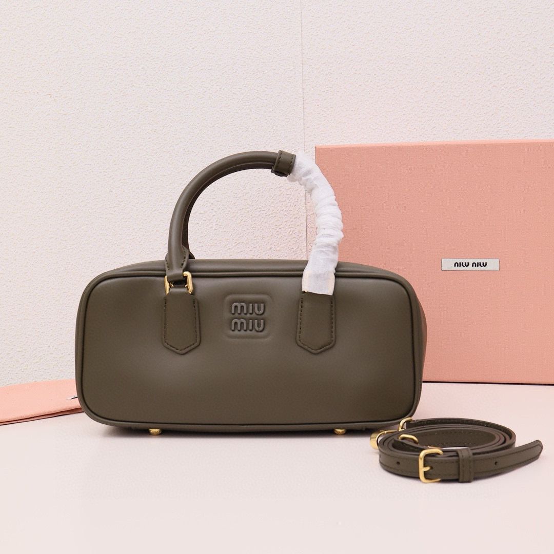 Miu Miu Arcadie