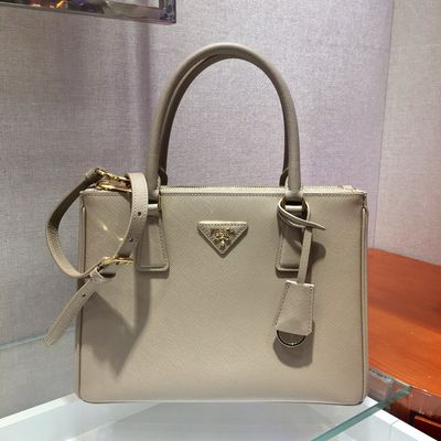 Prada Galleria Medium Saffiano