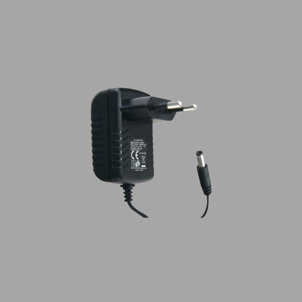 ALIMENTADOR 12V 2A