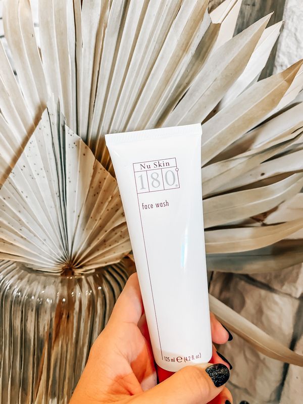 180 Face Wash (Vitamin C)