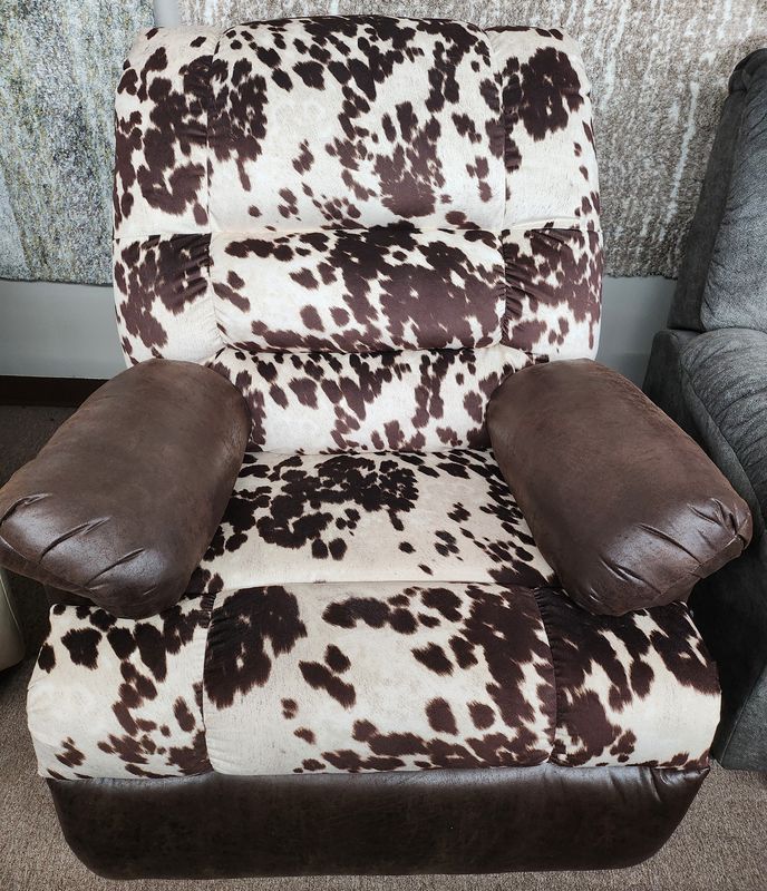 ROCKER RECLINER