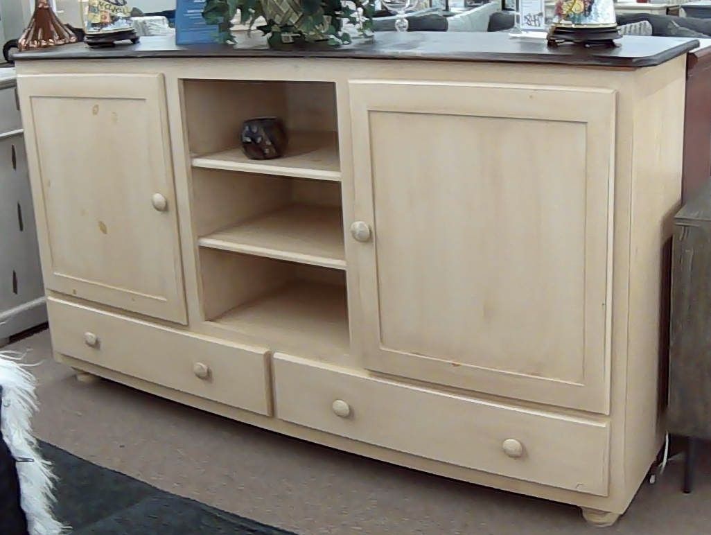 72 " FLATSCREEN CABINET STAND