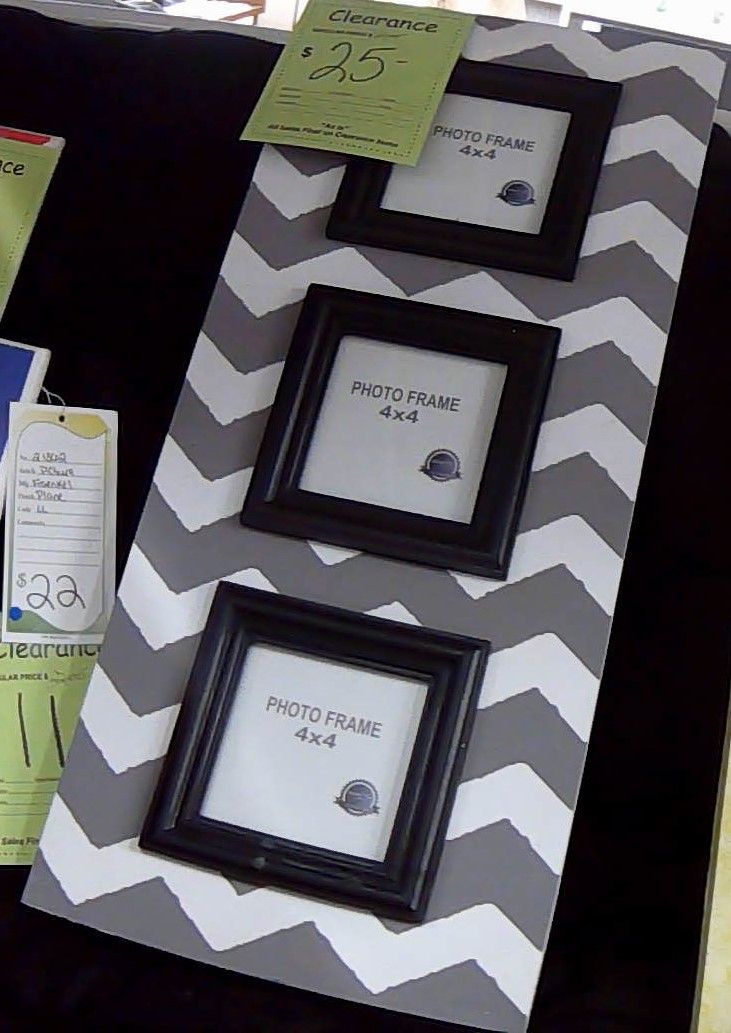 TRIPLE PICTURE FRAME