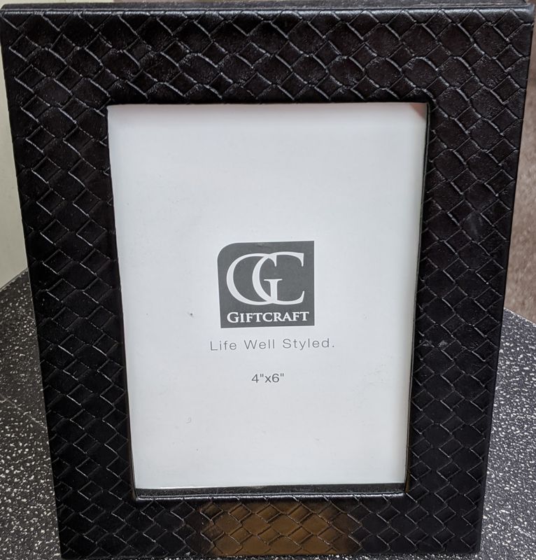 PICTURE FRAME