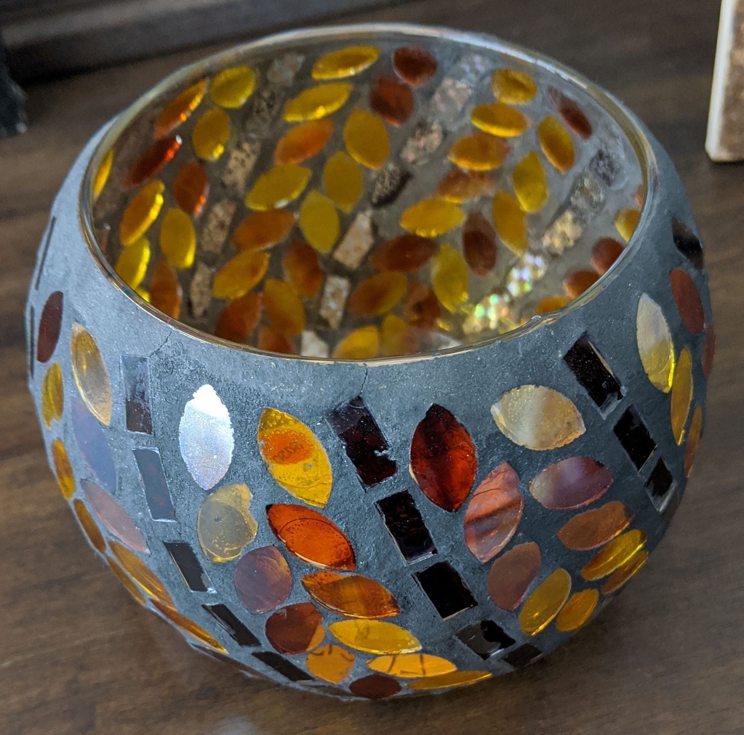 TEALIGHT HOLDER