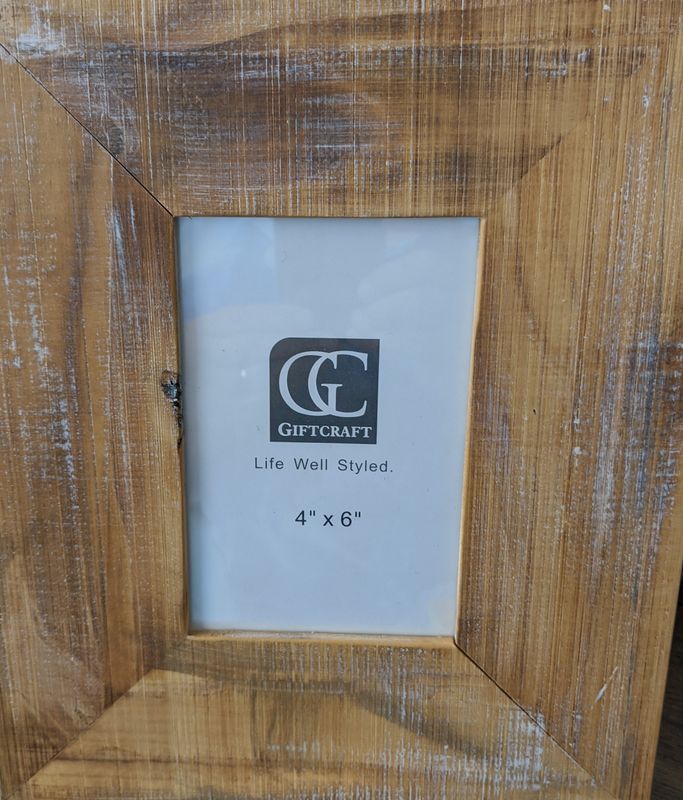 PICTURE FRAME