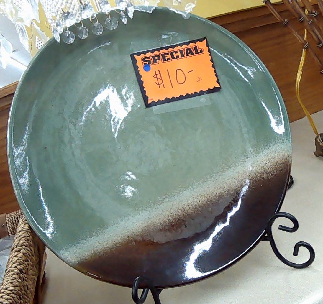 PLATE W/STAND