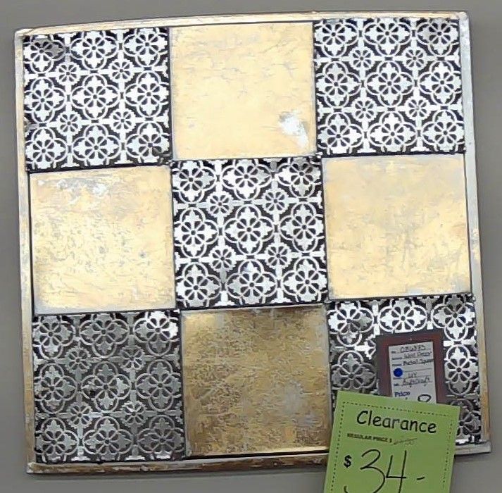 METAL SQUARE DECOR