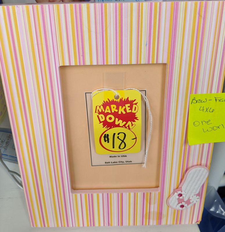 PICTURE FRAME
