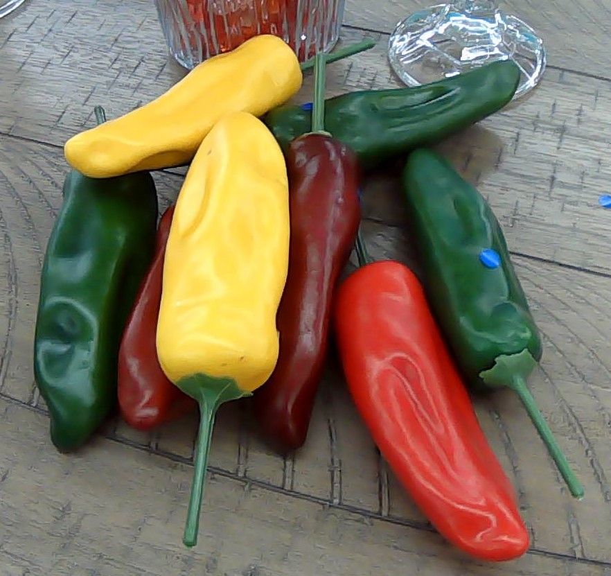 LONG PEPPERS