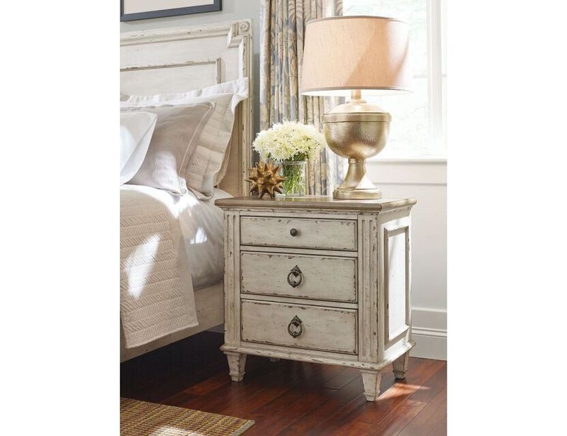 NIGHTSTAND