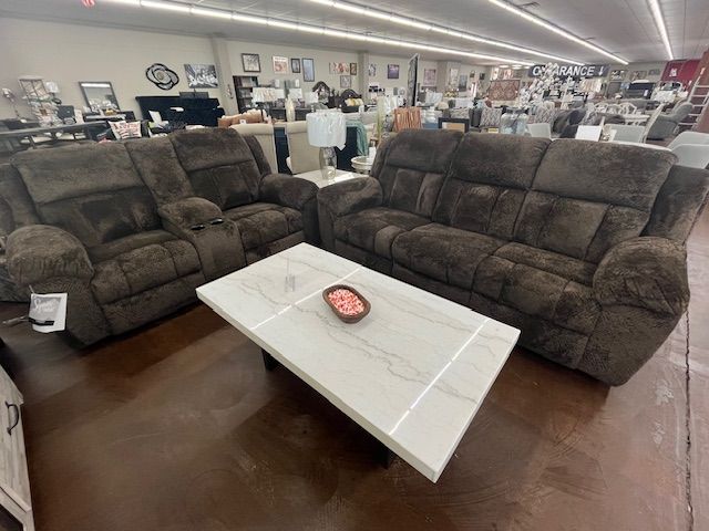 Frohn Reclining Sofa / WALL HUGGER
