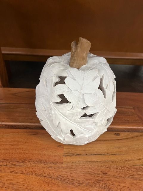 LIGHTED LEAF PUMPKIN