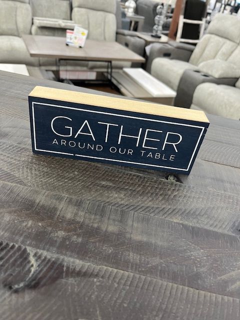 TABLE DECOR