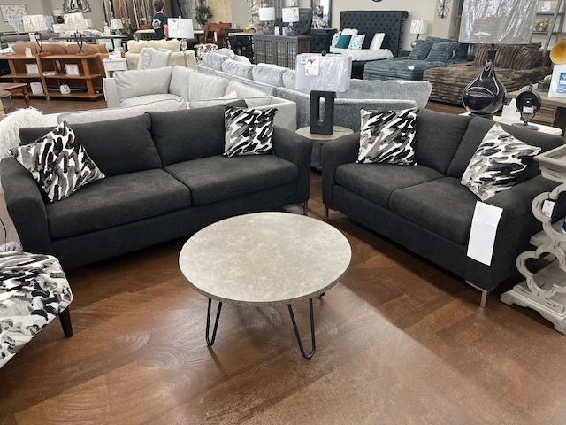 LOVESEAT