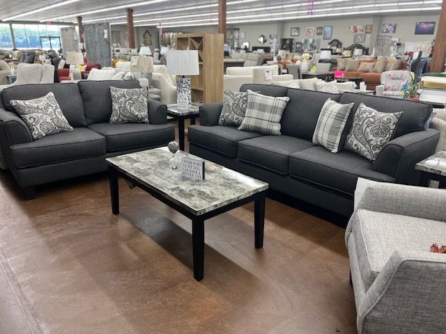LOVESEAT