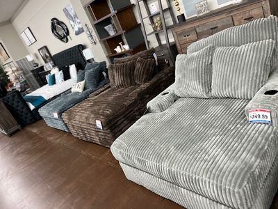 CHAISE