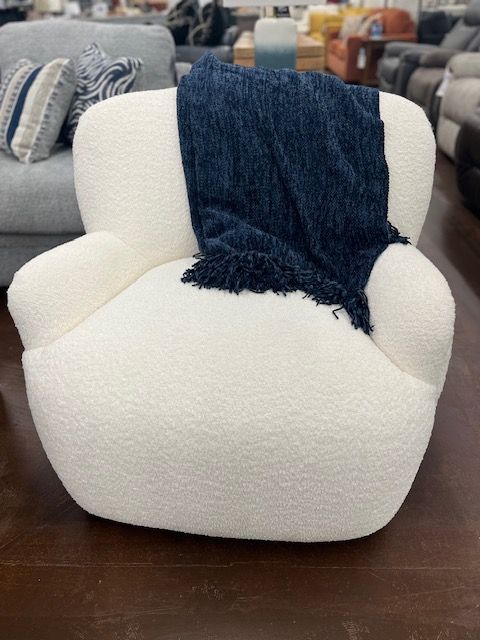 SWIVEL CHAIR