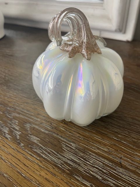 PEARL PUMPKIN