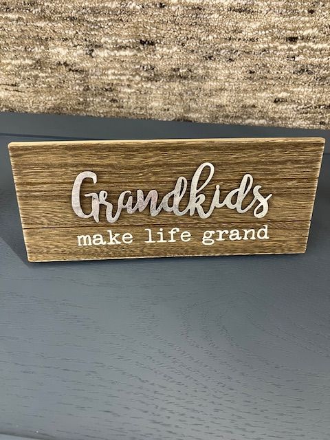 GRANDKIDS MAKE LIFE GRAND