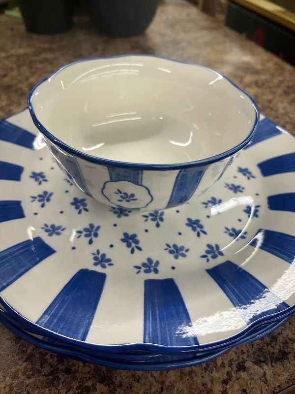 BLUE & WHITE FLORAL BOWL SET OF 4