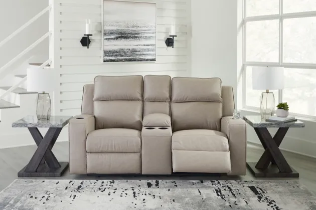 Lavenhorne Reclining Loveseat w/Console / Wall Hugger Lavenhorne Reclining Loveseat w/Console / Wall Hugger