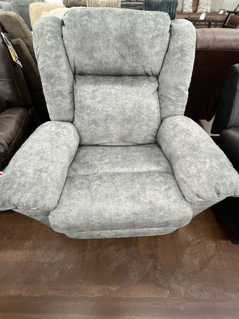 GIGANTOR OVERSIZED ROCKER RECLINER  9B67-25433