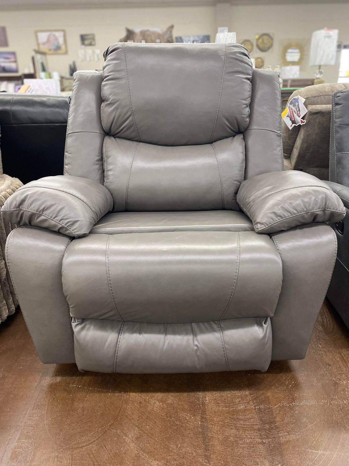 RECLINER
