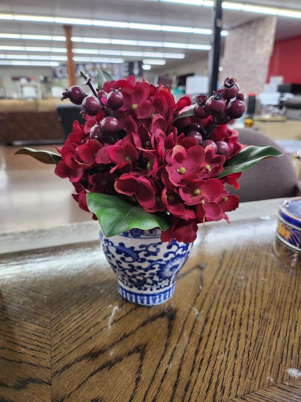 BLUE & WHITE VASE WITH RED FLOWERS & BERRIES