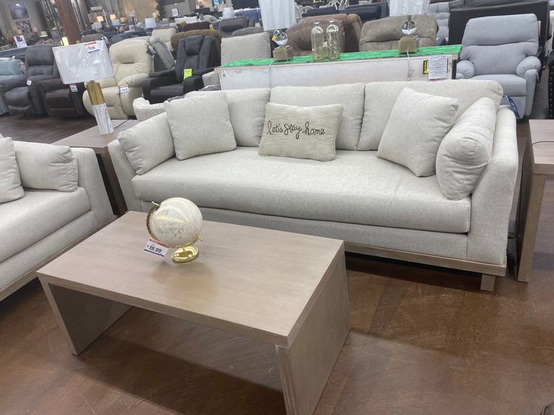 Grand Sand Sofa 24200S