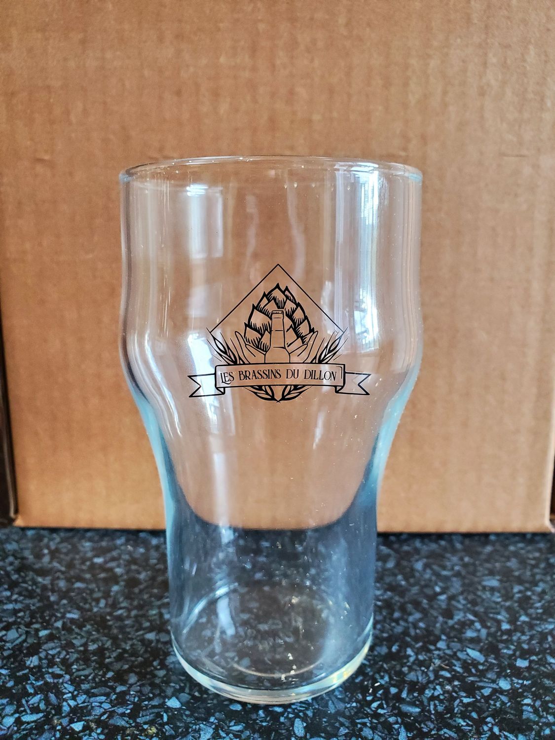 Verre Dillon