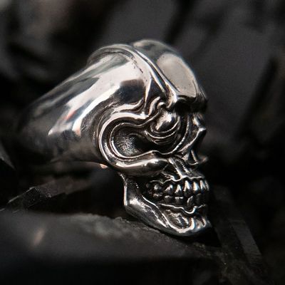 Chrysalis Skull Ring