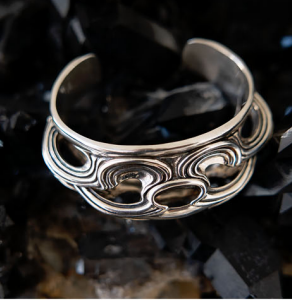 Immaterial Cuff