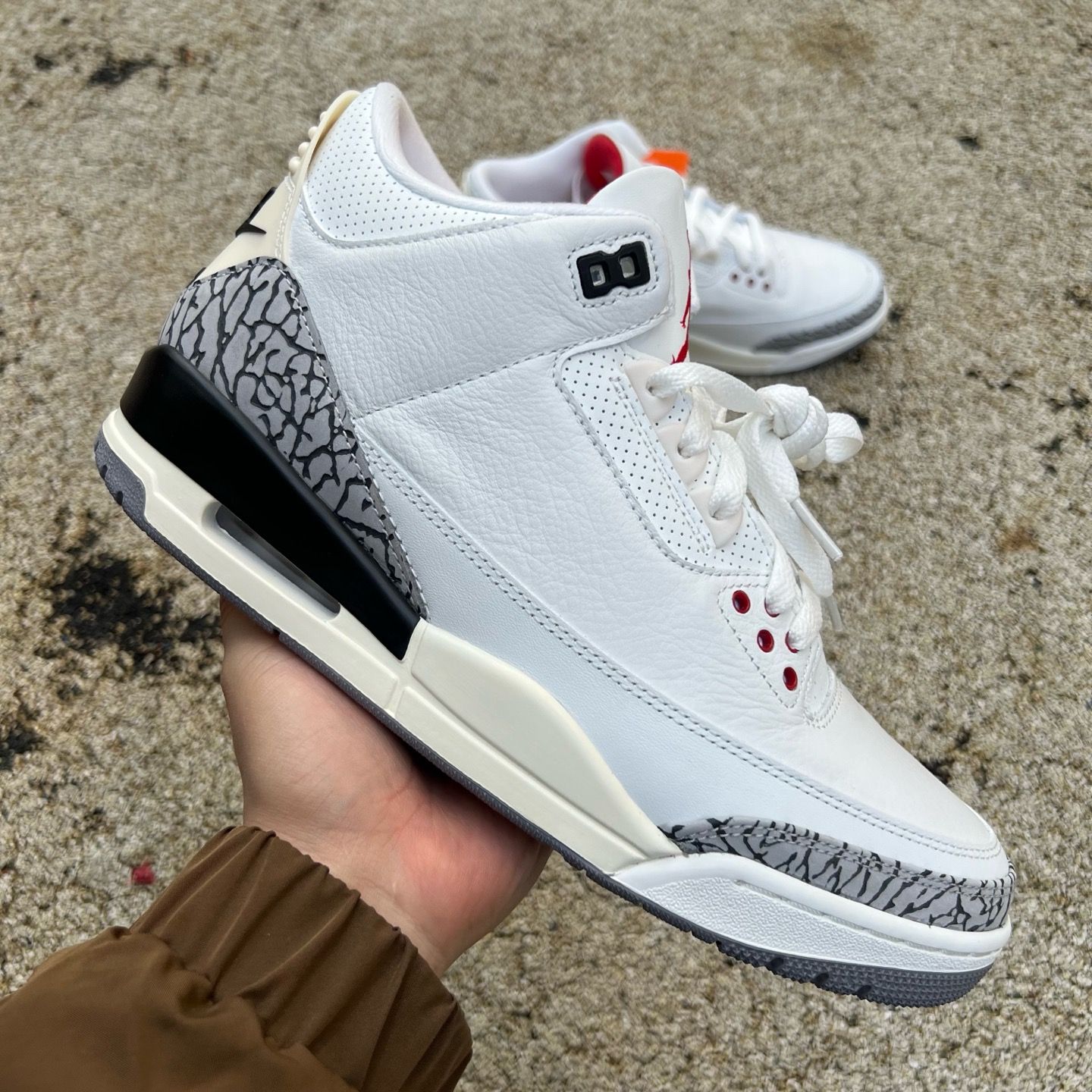 Air Jordan 3 White Cement (DribleDreamers Exclusive)