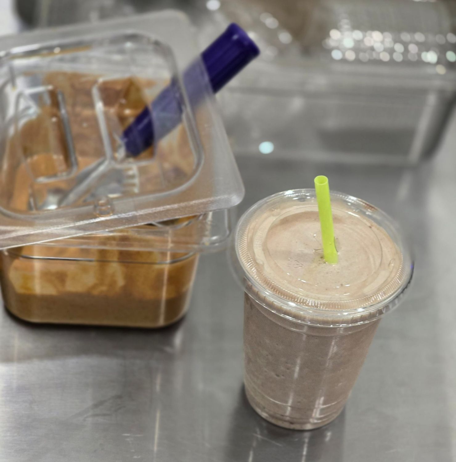 16oz Gorilla Gangz Smoothie