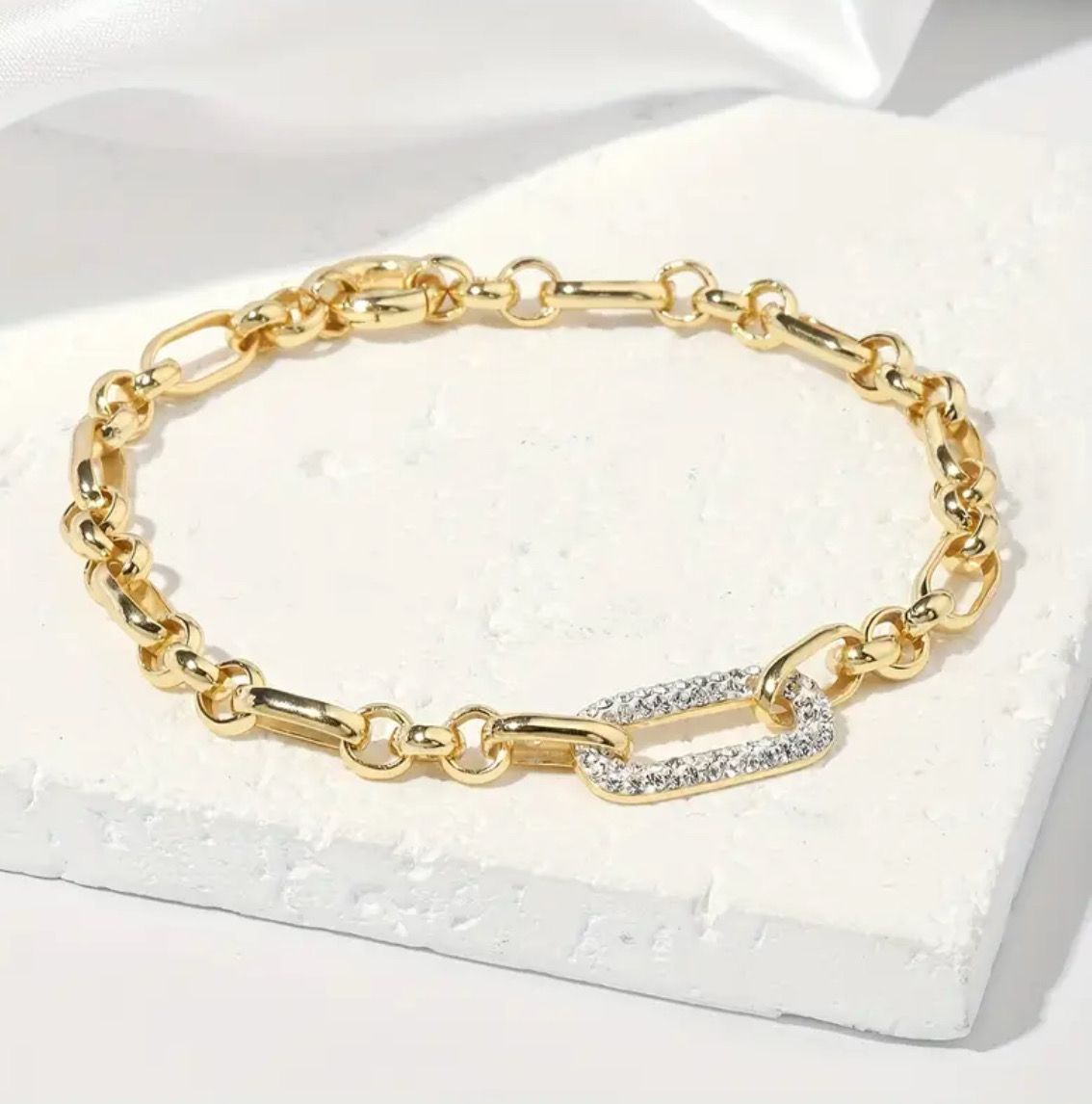 Aurora Loop Bracelet