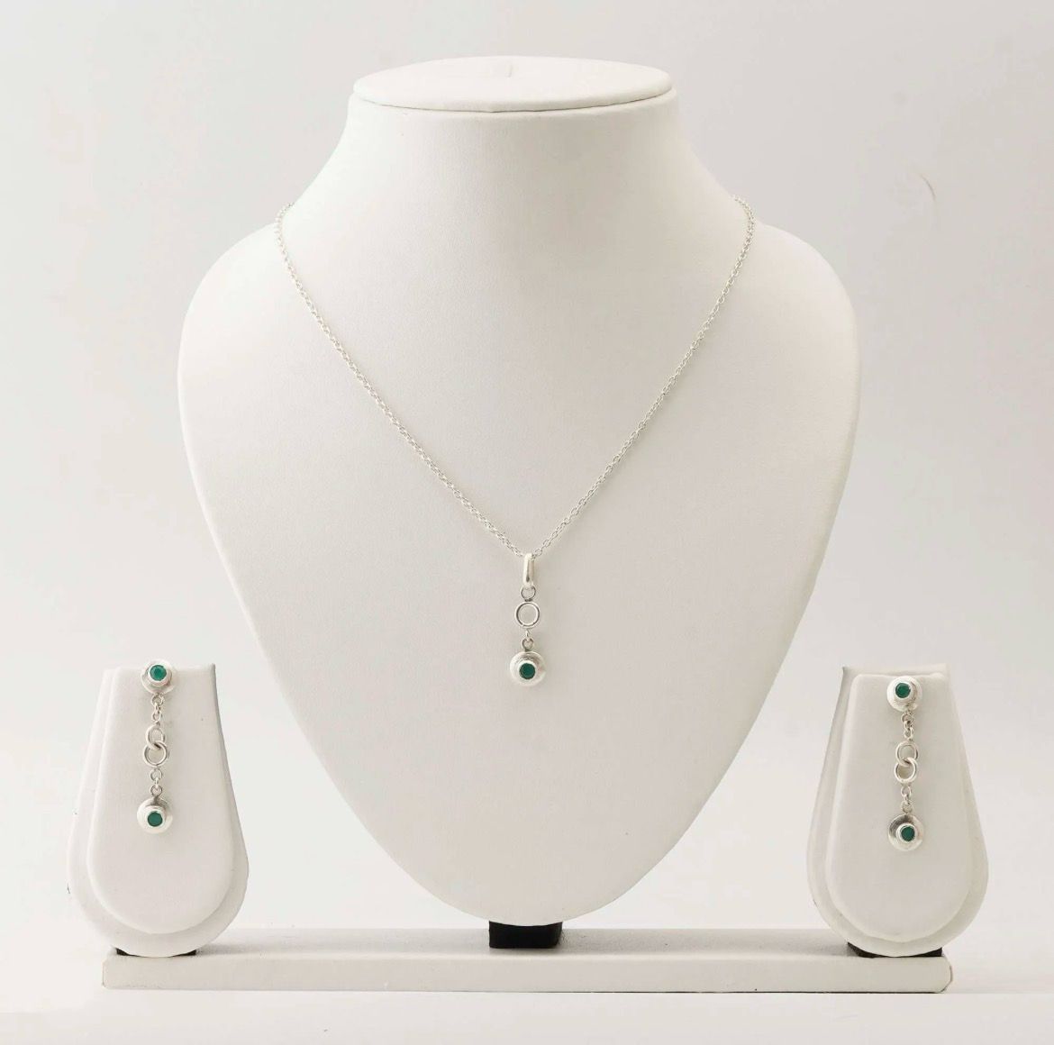 Round Emerald Set with Pendant &amp; Earrings in Italian Silver