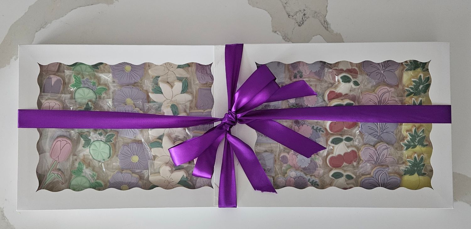 Large cookie platter box- Delivery Illawarra only