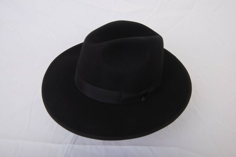 Black rimmed snap brim hat