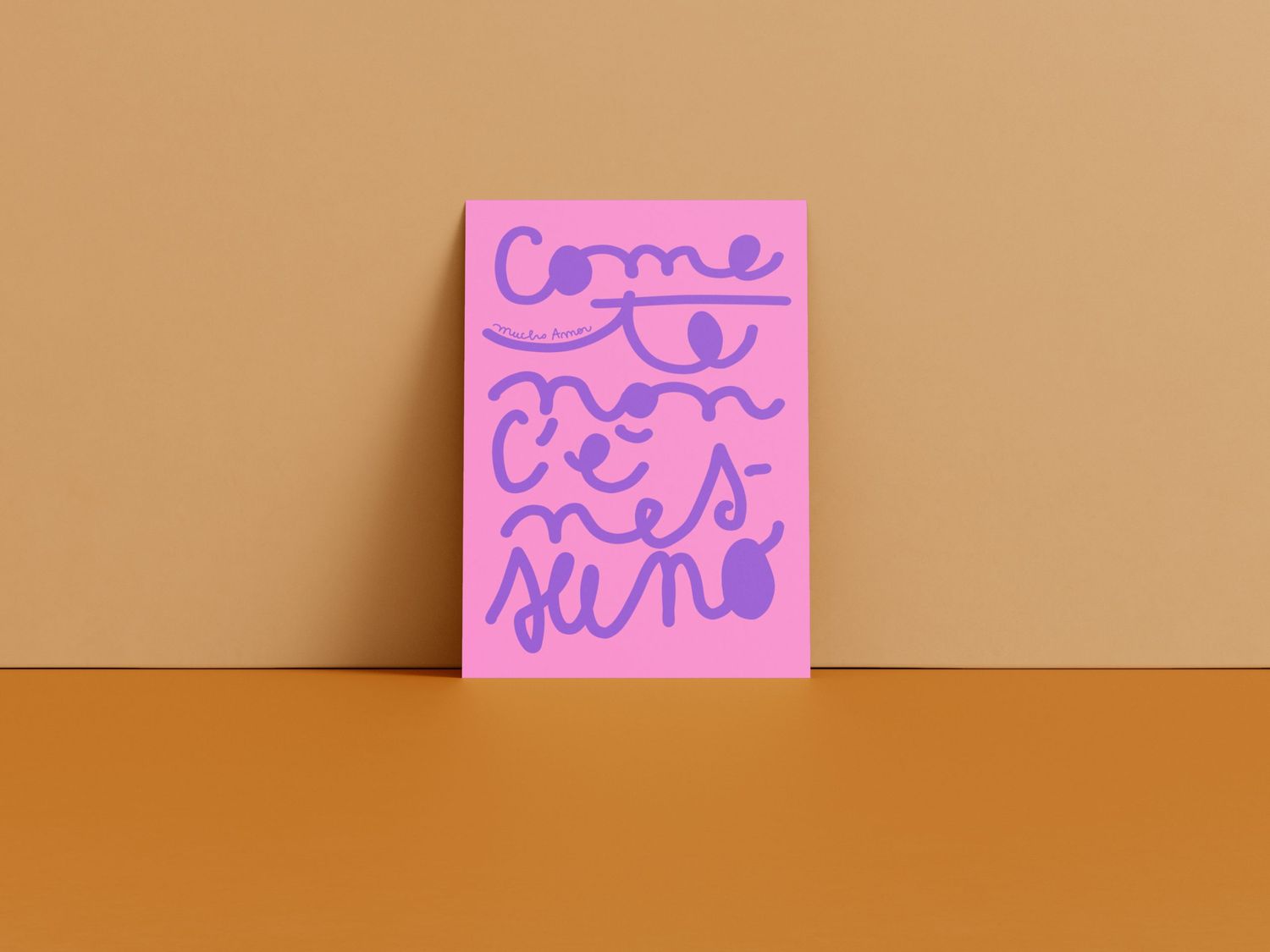 Amorino di Mucho Amor con la frase "come te non c'è nessuno", biglietto in carta riciclata