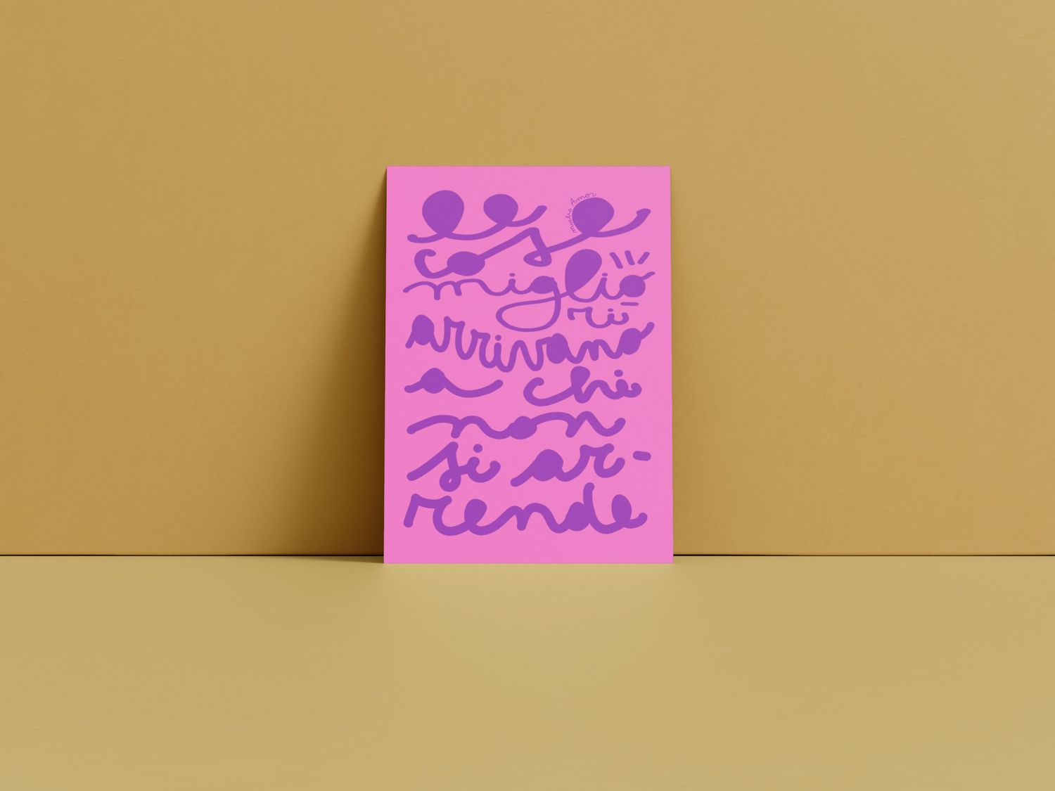 Amorino di Mucho Amor con la frase "i migliori arrivano a chi non si arrende", biglietto in carta r…