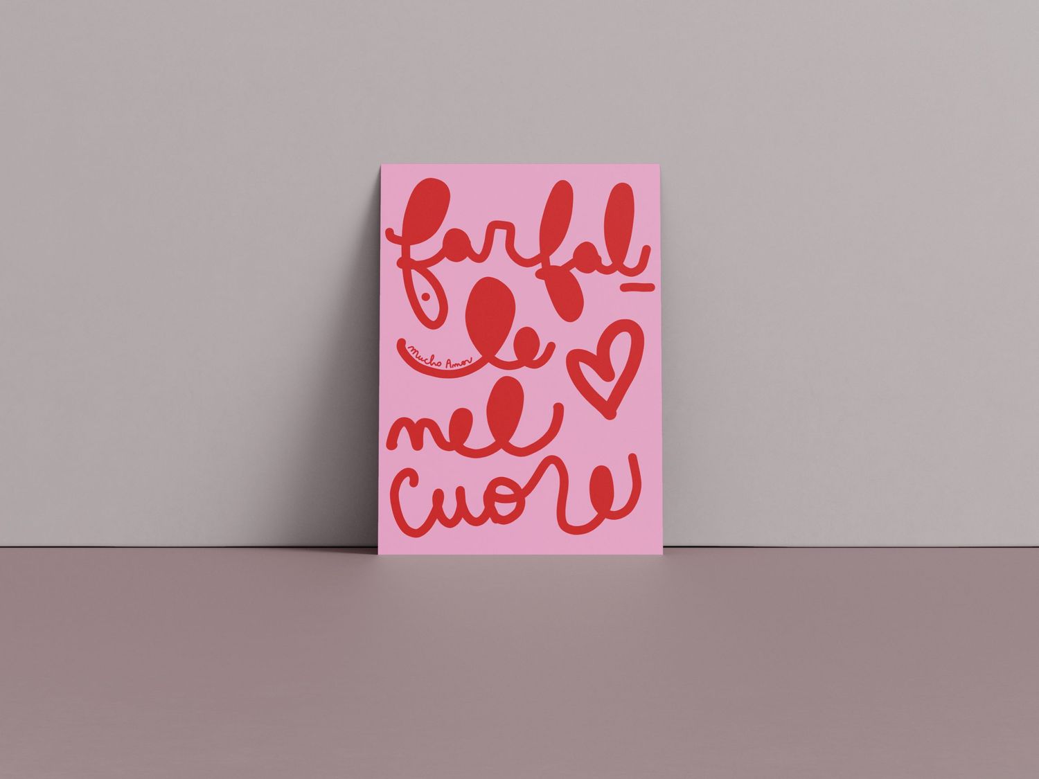 Amorino di Mucho Amor con la frase "farfalle nel cuore", biglietto in carta riciclata