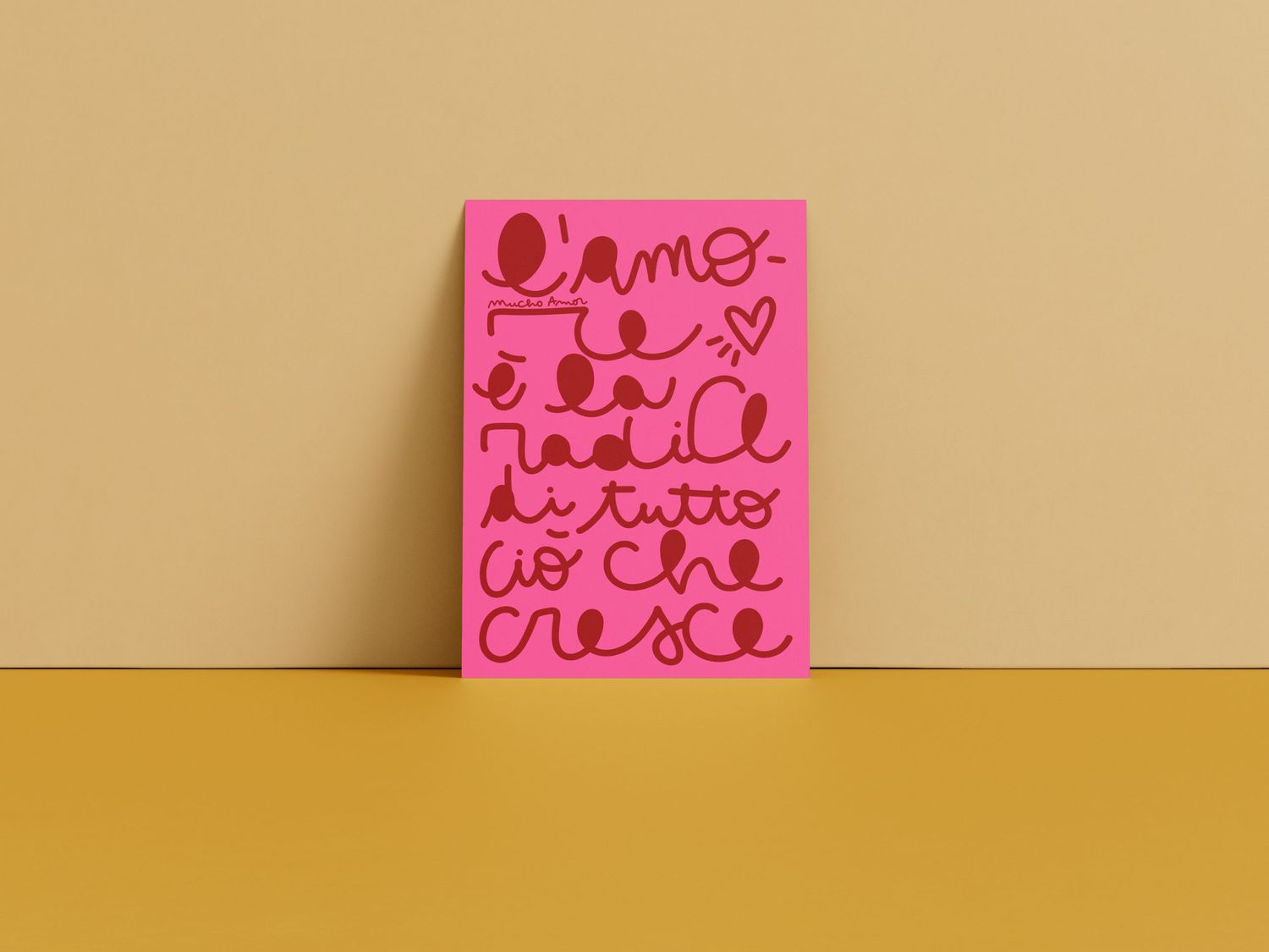 Amorino di Mucho Amor con la frase "l'amore è la radice di tutto ciò che cresce", biglietto in cart…