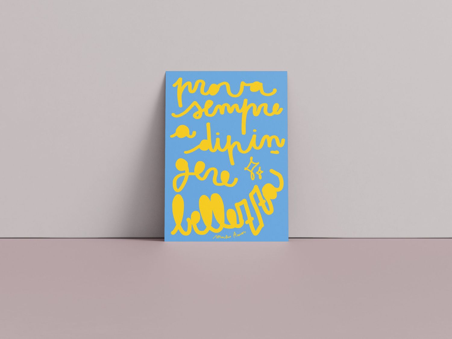 Amorino di Mucho Amor con la frase "prova sempre a dipingere bellezza", biglietto in carta riciclata