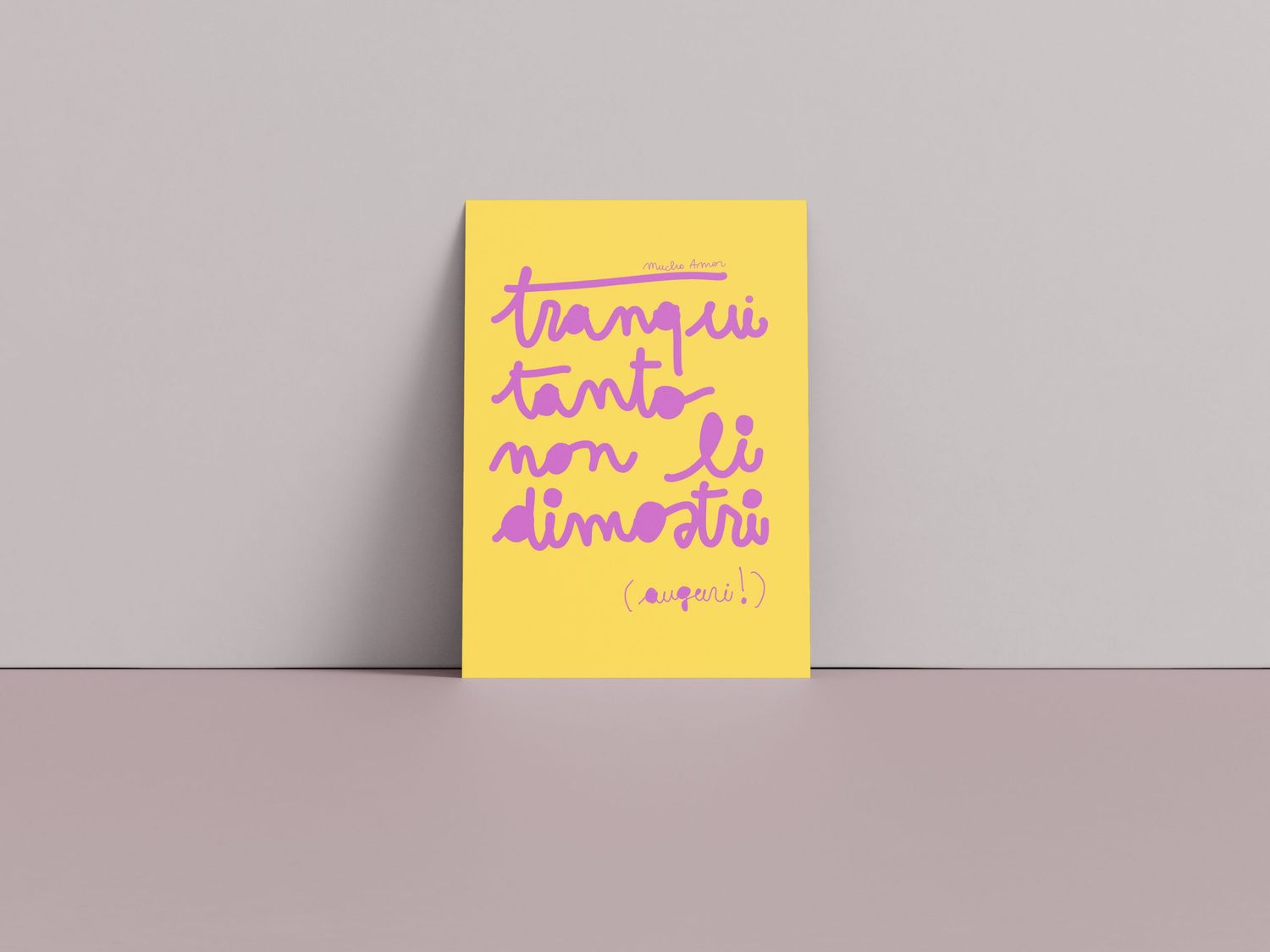 Amorino di Mucho Amor con la frase "tranqui tanto non li dimostri", biglietto in carta riciclata