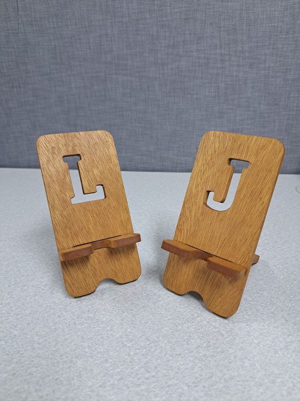 Stand Out Phone Stands
