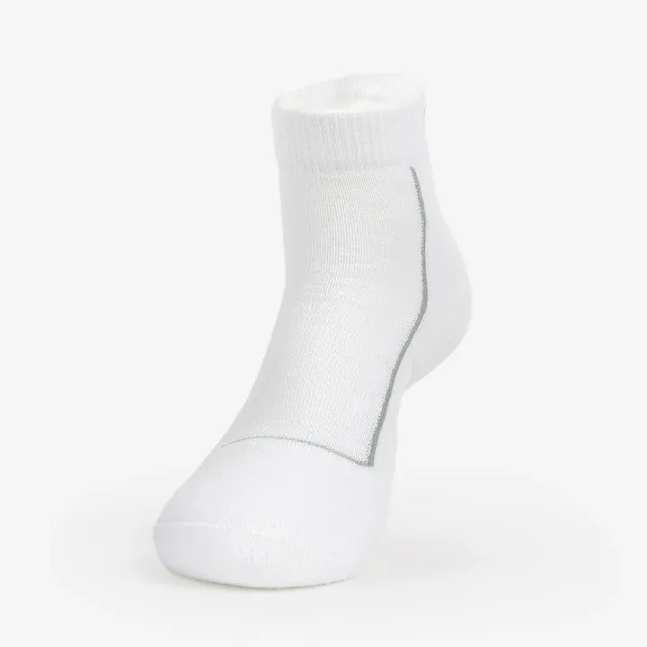Thorlo Light Cushion Ankle Pickleball Socks | PBMU