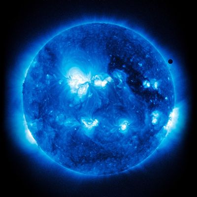 Tiefschwarz (140g) (Transparent Blue Vinyl)