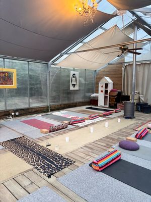 Cours collectif de yoga une heure